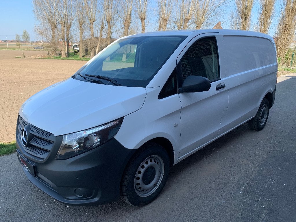 VITO 2.0 CDI MERCEDES MOTOR NAVI/AIRCO/PDC/2023/ZEER NET!, Autos, 75 kW, Achat, Entreprise, Boîte manuelle