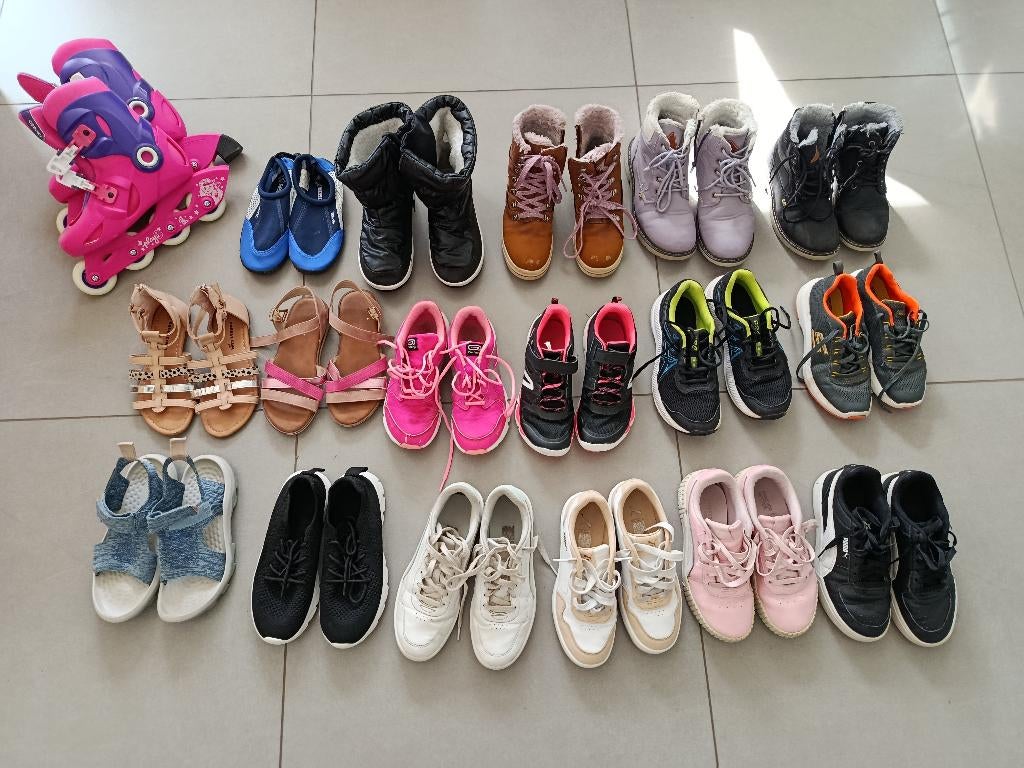 LOT DE 17 PAIRES DE CHAUSSURES FILLE POINTURE 35 A 37,5, PUMA, Comme neuf, Enlèvement, Chaussures