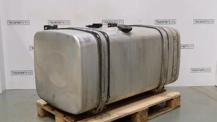 MAN Fuel System Brandstoftank + steunen 490L, Auto-onderdelen, Ophalen, Gebruikt, MAN, Brandstofsystemen