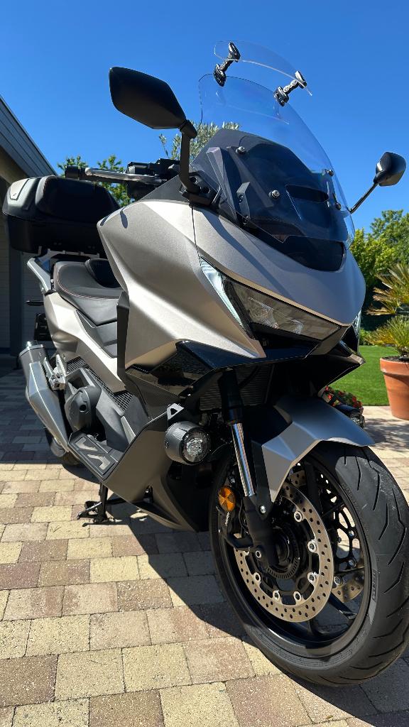 Motoscooter Honda forza 750, Motoren, Traction Control, 750 cc, 2 cilinders, Nieuw