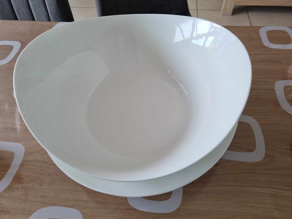 ikea witte ovale kom +onderbord, Ophalen, IKEA, Overige stijlen, Porselein