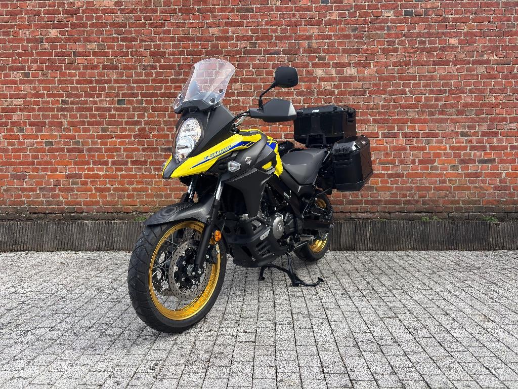 SUZUKI V-STROM 650 XT, 2 cilinders, Occasion, Motorrijbewijs A, Bedrijf