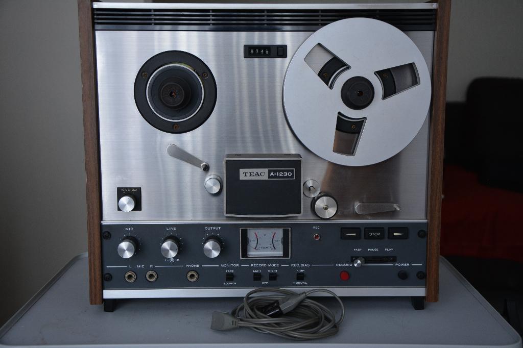 Bandrecorder dek TEAC A-1230, TV, Hi-fi & Vidéo, Enregistreurs audio, Enlèvement, Magnétophone