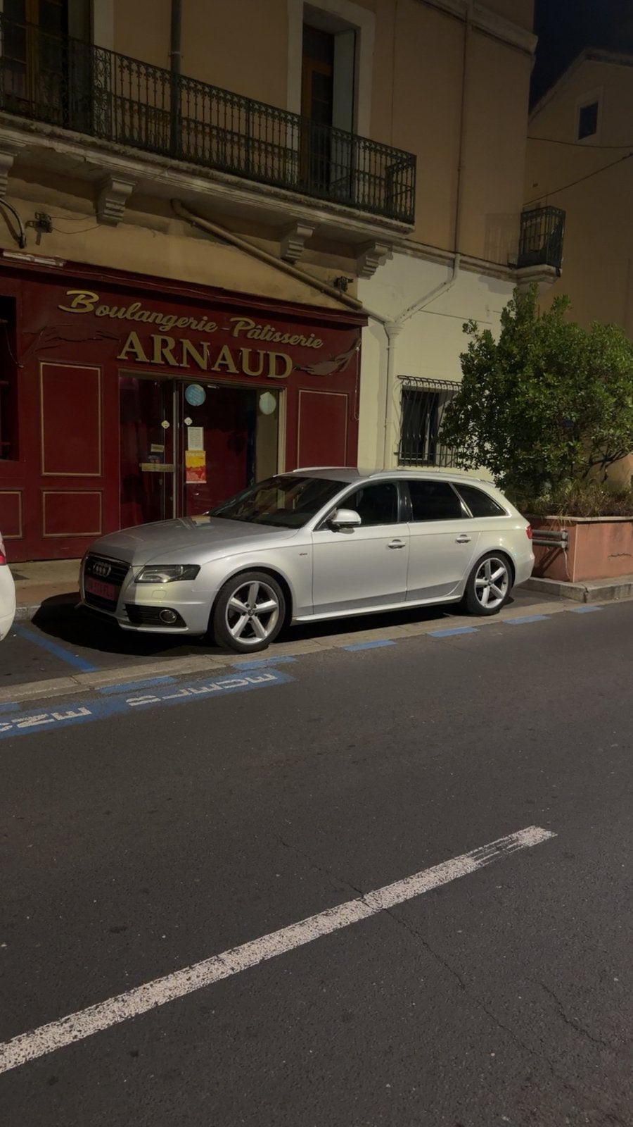 Audi a4 avant sline leger choc, A4, Particulier, Break, Handgeschakeld