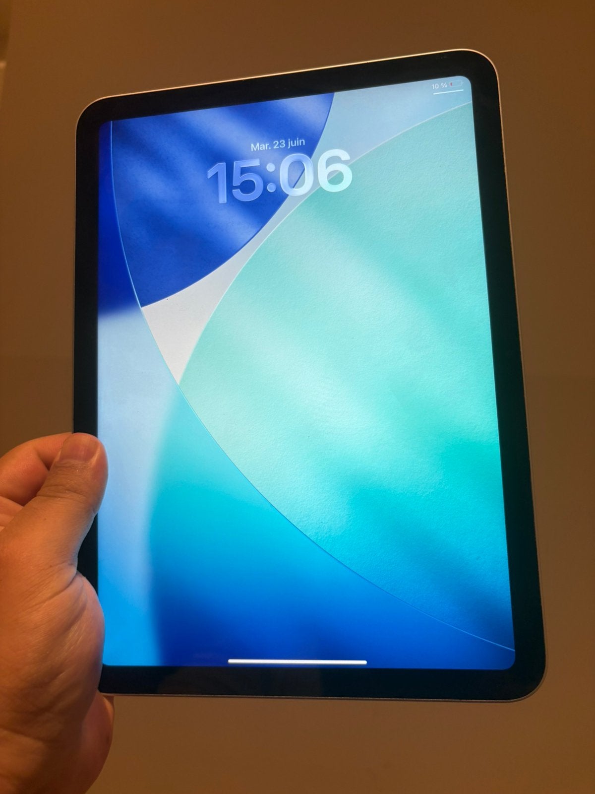 iPad 10th Gen Wi-Fi 64GB – Excellent Condition, Pe, Computers en Software, Android Tablets, Zo goed als nieuw, Wi-Fi, 11 inch