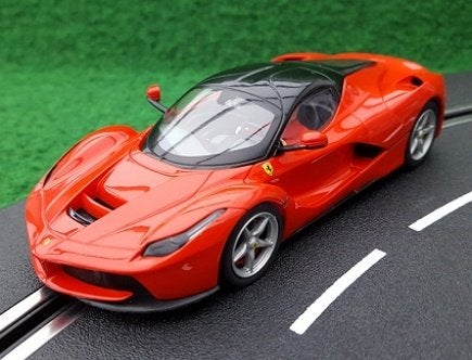 Carrera Evolution: LaFerrari rood, Racebaan, Carrera, Ophalen of Verzenden, Zo goed als nieuw