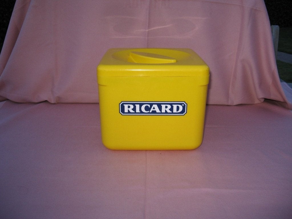 Seau à glace en forme de cube Ricard., Enlèvement ou Envoi, Comme neuf, Ustensile