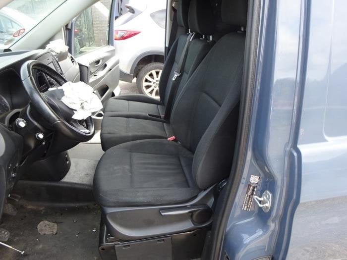 Stoel links van een Mercedes Vito, Gebruikt, -, Ophalen of Verzenden, -