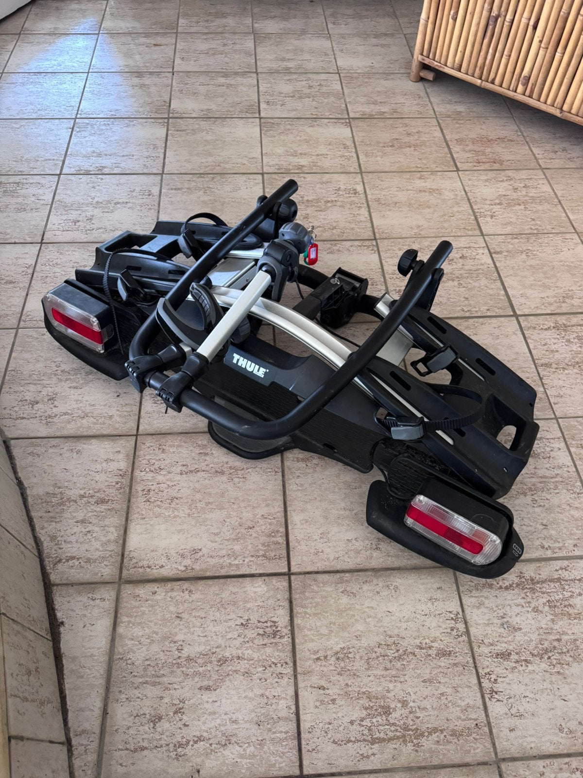 Porte vélos THULE, Enlèvement, Comme neuf
