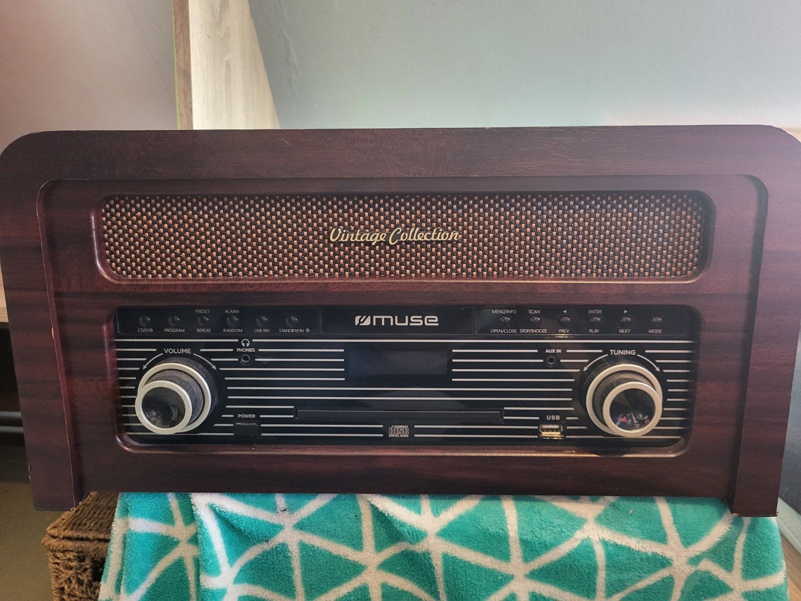 vintage radio met platenspeler, Ophalen, Gebruikt, Radio, Met cd-speler