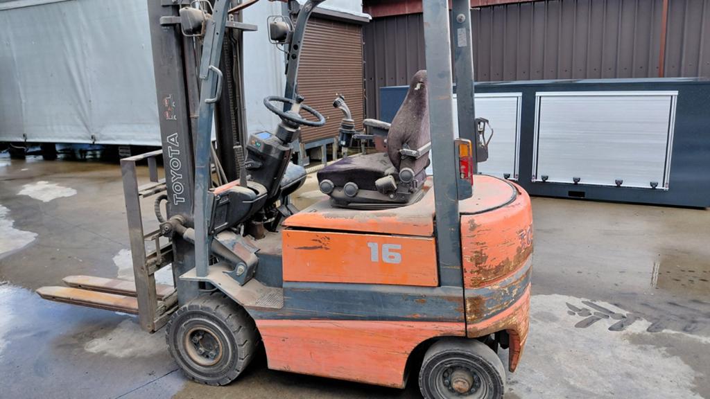 Toyota fbmf16, bj 2000 voor opmaak of onderdelen, Ophalen, Heftruck, Toyota, 1000 tot 2000 kg