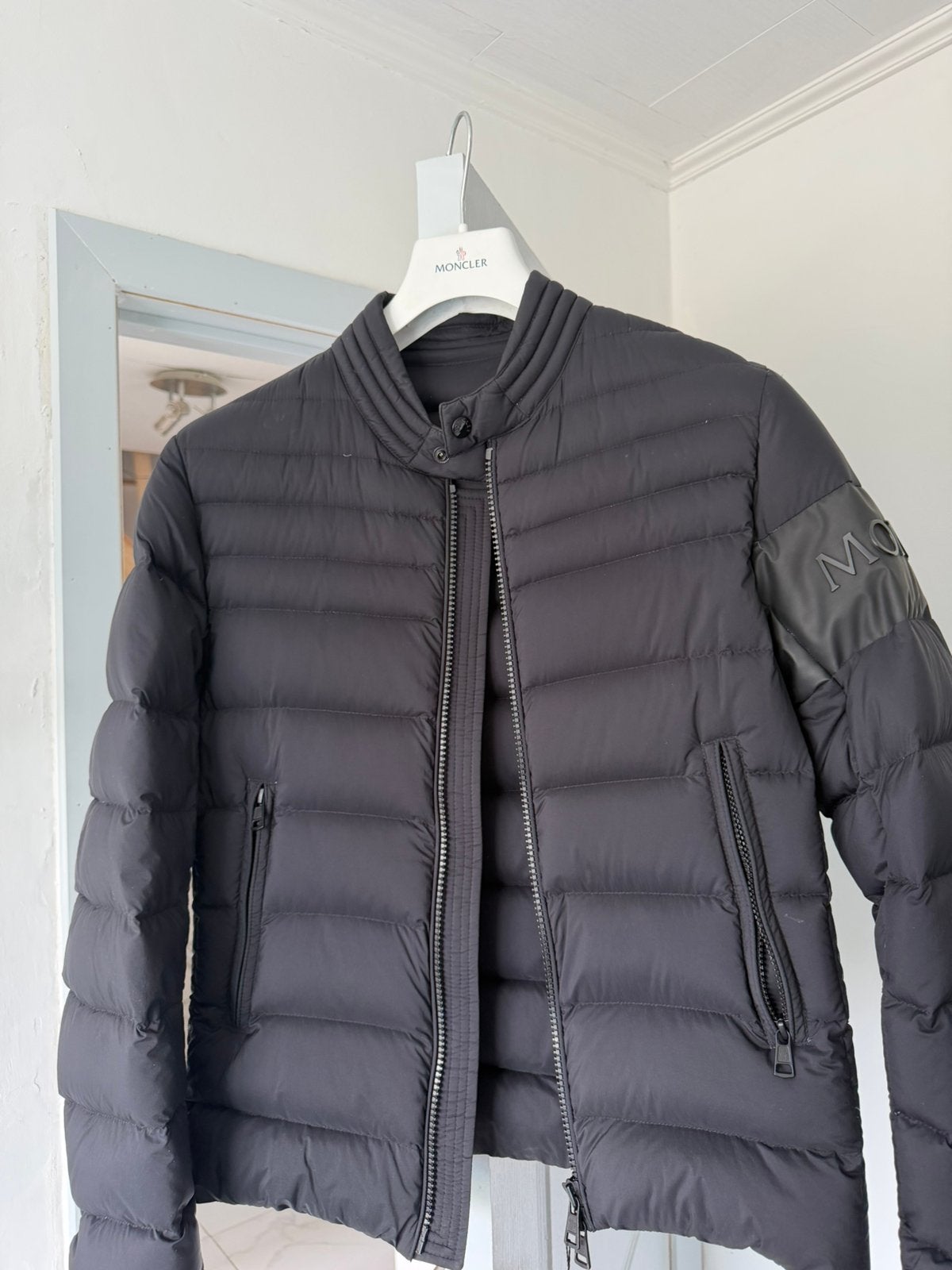 Veste moncler original taille 1, Vêtements | Hommes, Enlèvement ou Envoi, Comme neuf