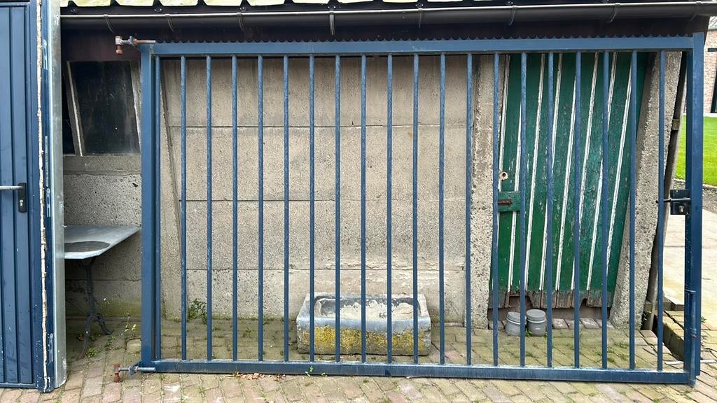 industrie poort, Tuin en Terras, Ophalen, Zo goed als nieuw