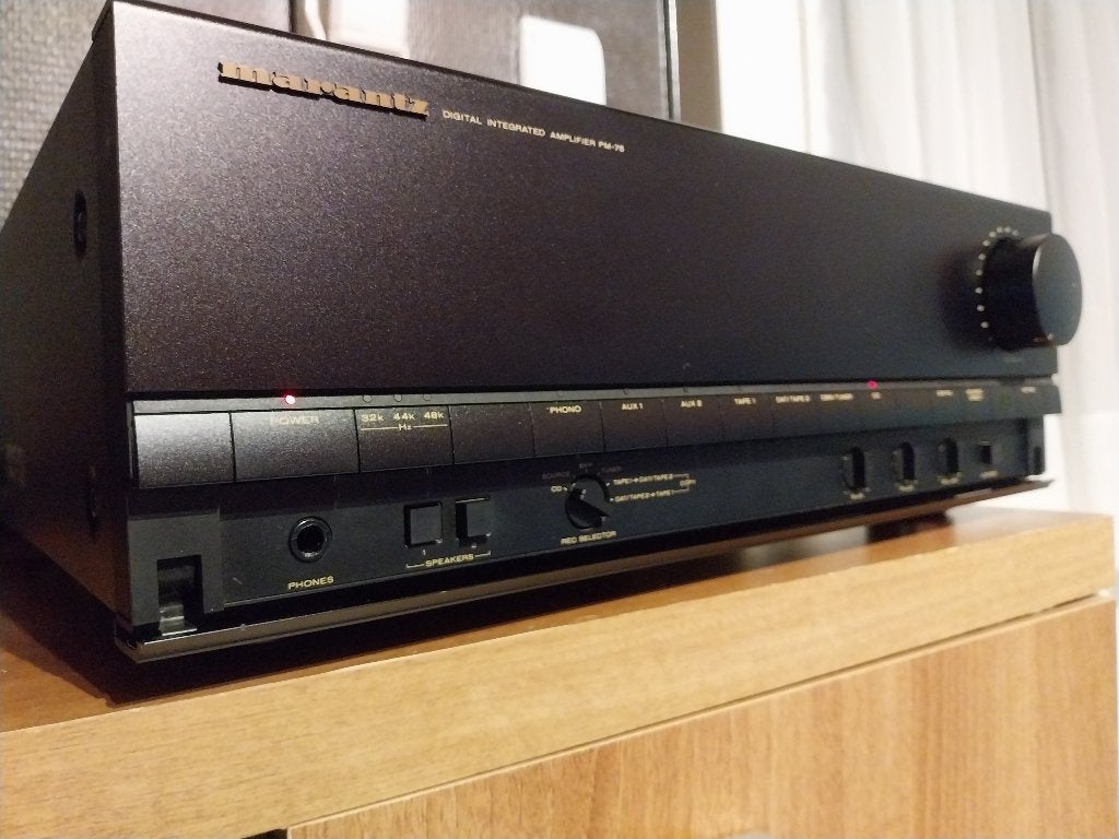 Marantz PM-75 2 x 100 watt + DAC TDA1541A - Single Crown, Audio, Tv en Foto, Versterkers en Ontvangers, Zo goed als nieuw, 60 tot 120 watt