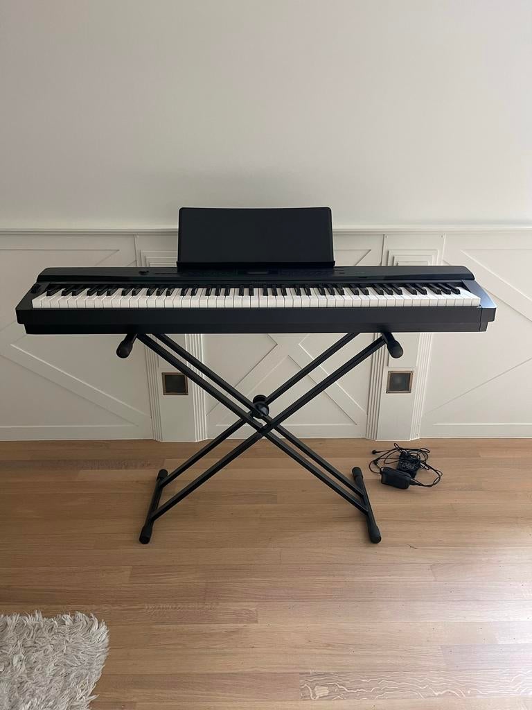 Casio Privia gewogen toetsen, Muziek en Instrumenten, Ophalen, Zo goed als nieuw
