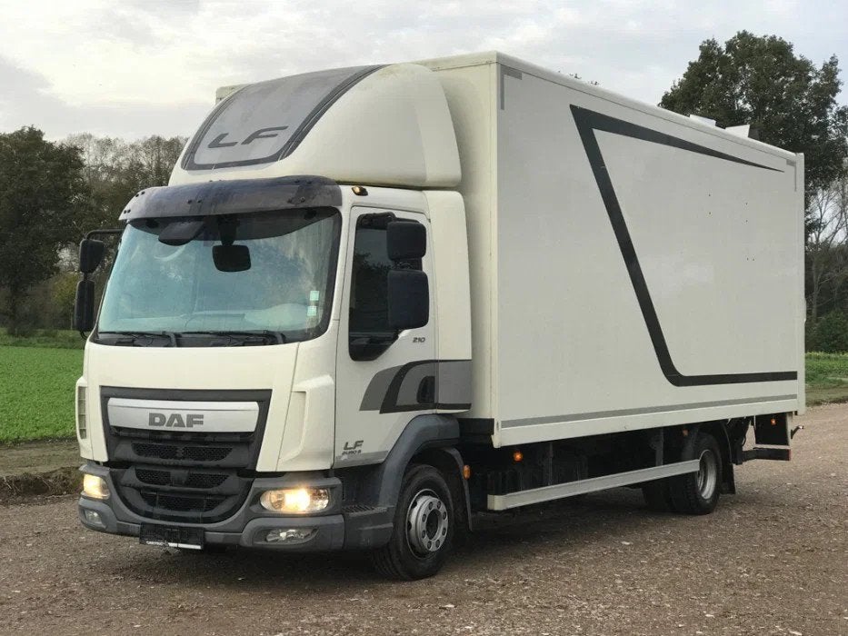 DAF LF 210 FA Euro 6 12t Hogedrukreiniger Hochdruckpumpe, Auto's, Vrachtwagens, Automaat, Euro 6, Elektrische ramen, 209 pk