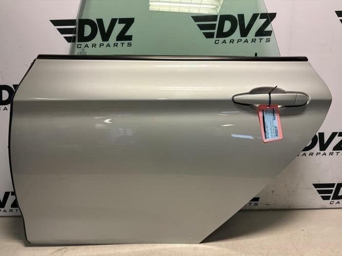 Portier 4Deurs links-achter van een BMW 3-Serie (A83), Gebruikt, -, Deur, -