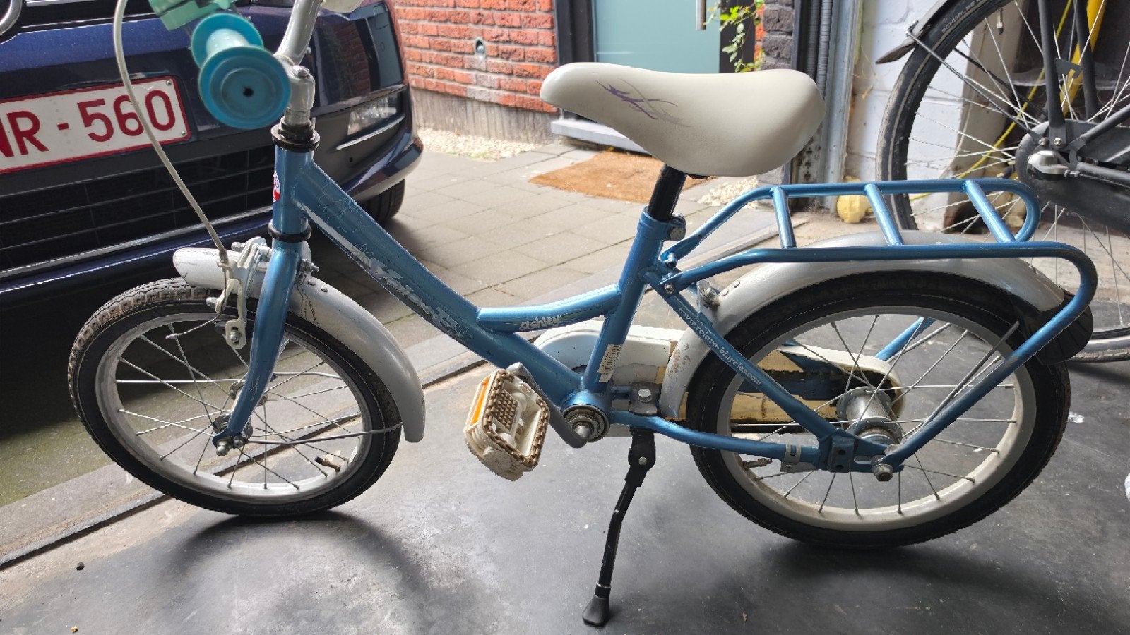 kinderfiets meisje met opt. zijwieltjes, Fietsen en Brommers, Ophalen, Zijwieltjes, Velgrem, 16 tot 20 inch