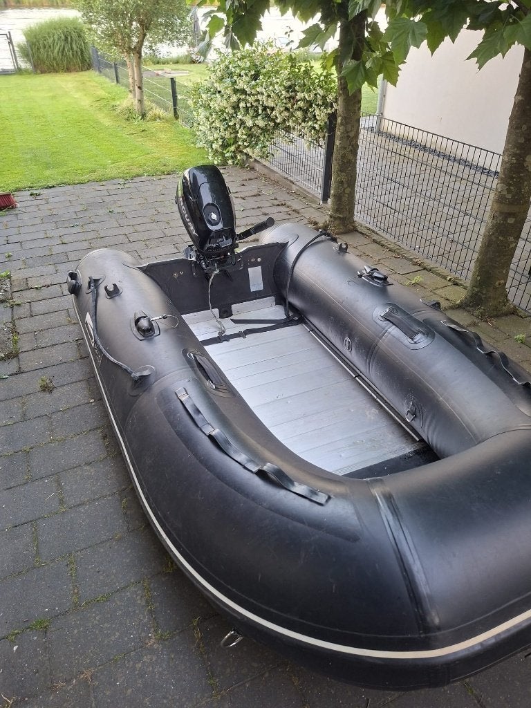 Rubberboot met buitenboordmotor, Aluminium, Comme neuf, Enlèvement, 5 ch