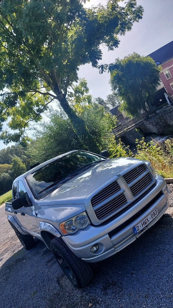 DODGE RAM 1500 SLT QUAD CAB 5.7 HEMI V8 4X4 LV gekeurd!, Argent ou Gris, Achat, 4 portes, Noir