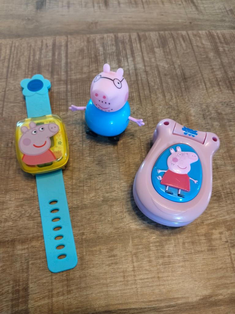 Peppa Pig horloge en telefoon, Bijoux, Sacs & Beauté, Montres | Enfants, Enlèvement ou Envoi