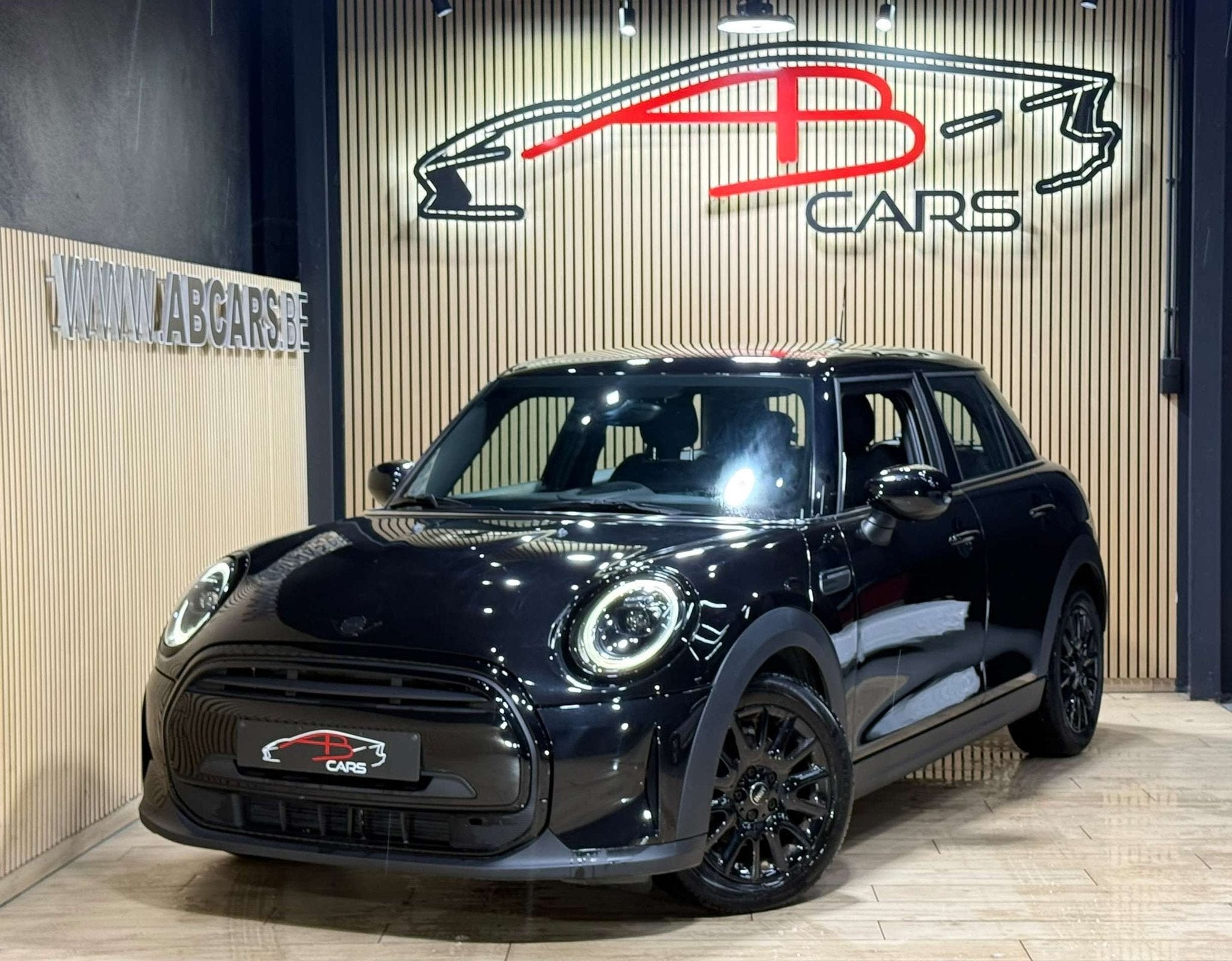 MINI One 1.5 SPORT * GARANTIE 12 MOIS * 1ER PROPRIETAIRE *, Autos, 75 kW, Achat, https://public.car-pass.be/vhr/4064d3a2-69f5-401c-85dc-5c5cd19a17bb