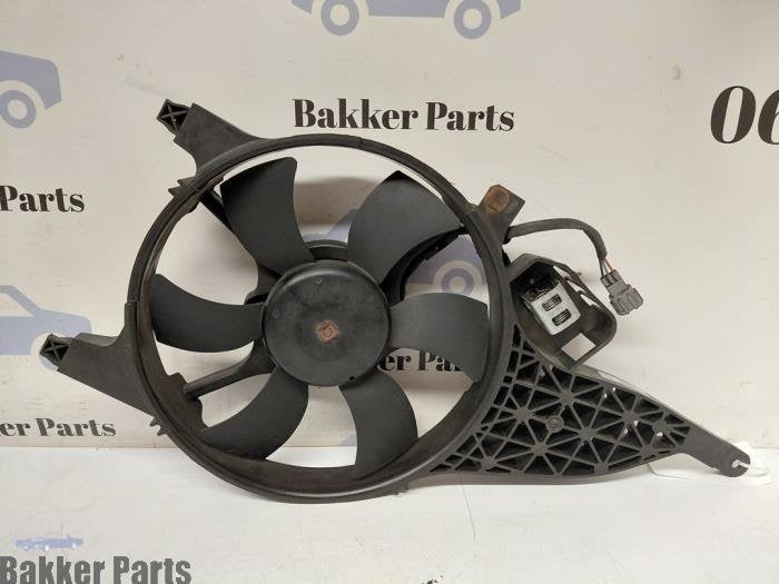 Ventilateur d'un Nissan Navara, -, -, 3 mois de garantie, Utilisé