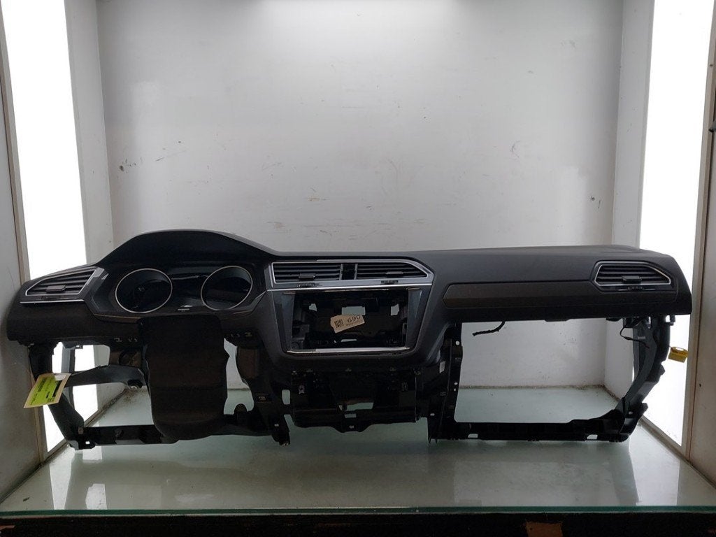 ENSEMBLE AIRBAG + TABLEAU DE BORD Volkswagen Tiguan (AD1), Autos : Pièces & Accessoires, Volkswagen, Volkswagen AG, Utilisé, Kundenbetreuung@volkswagen.de