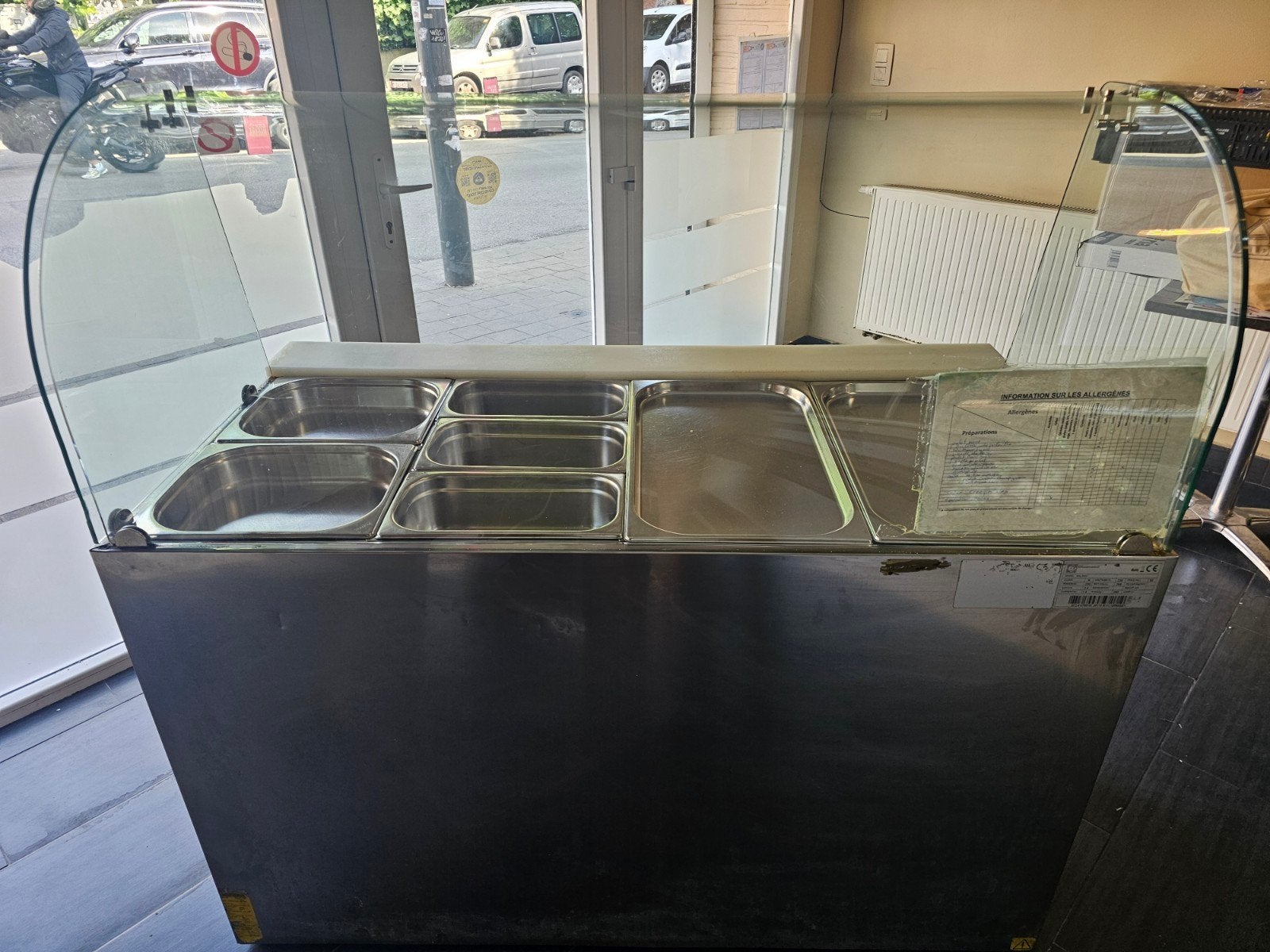 SALADETTE DIAMOND COMPACT LINE - ÉTAT GÉNÉRAL SATISFAISANT, Articles professionnels, Enlèvement, Utilisé, Refroidissement et Congélation