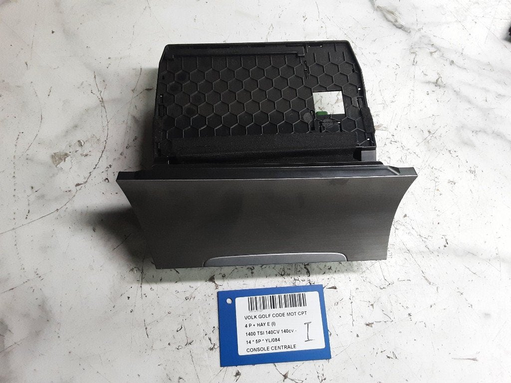 CONSOLE CENTRALE Volkswagen Golf VII (AUA) (5G1863391), Volkswagen, Mevr. I. Hauben, Utilisé, Rue de l'Espoir 34 34
4030  GRIVEGNÉE, BE