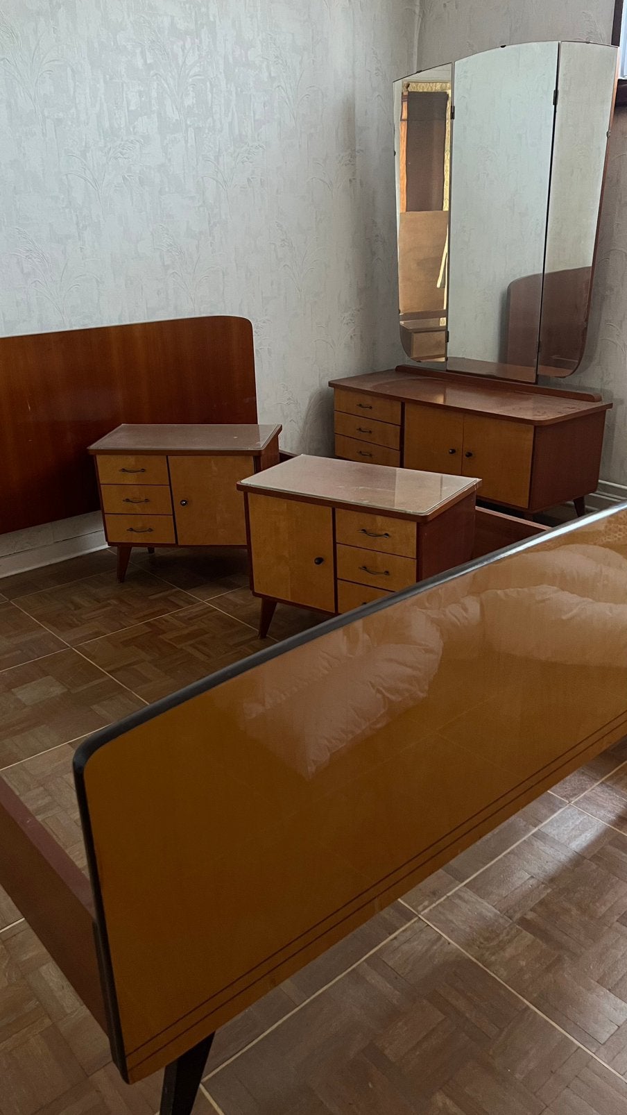 Bed met ladenkast en nachtkastjes uit jaren 50, Huis en Inrichting, Ophalen, Gebruikt