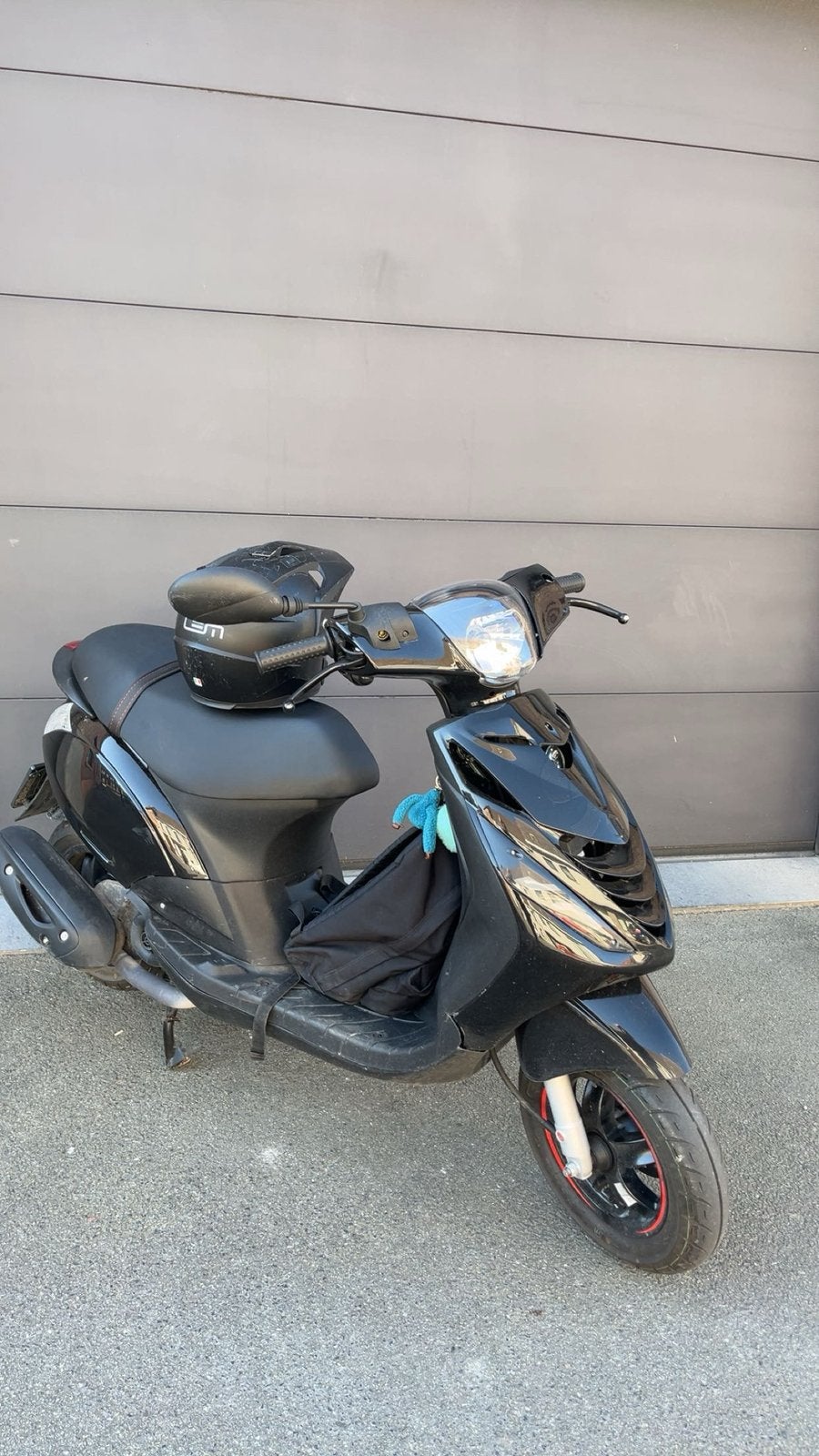 Piaggio zip 4T, Vélos & Vélomoteurs, Scooters | Piaggio, Comme neuf, Zip, Classe B (45 km/h), Essence, Enlèvement ou Envoi