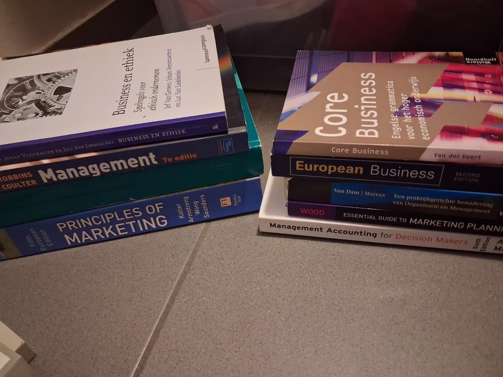 Manuels d'administration et de gestion des affaires NL + EN, Livres, Livres d'étude & Cours, Utilisé, Enlèvement ou Envoi
