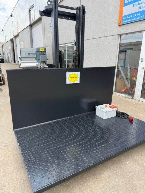 Goederenlift of motolift, Ophalen