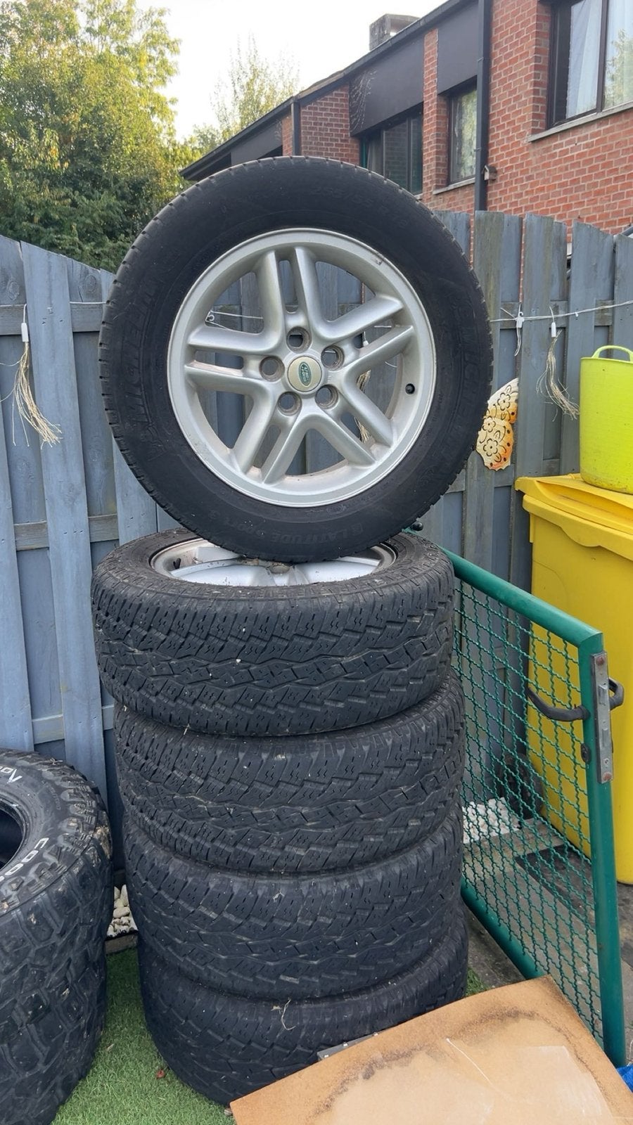 Land rover velgen + banden te koop 255/55r18, Auto-onderdelen, Ophalen, 18 inch, Gebruikt, 255 mm