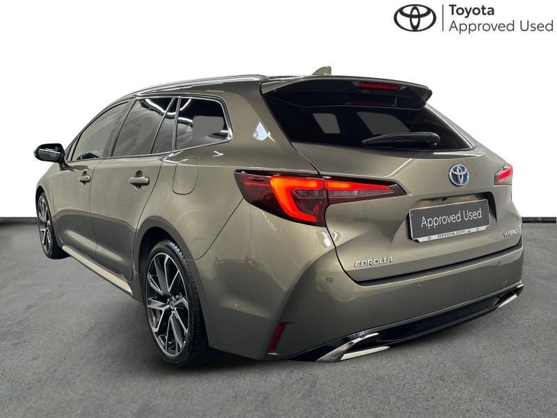 Toyota Corolla TS Premium 1.8, Autos, Toyota, https://public.car-pass.be/vhr/b2db8f2f-913f-4030-b31f-765d31c66fb2, Achat, Euro 6