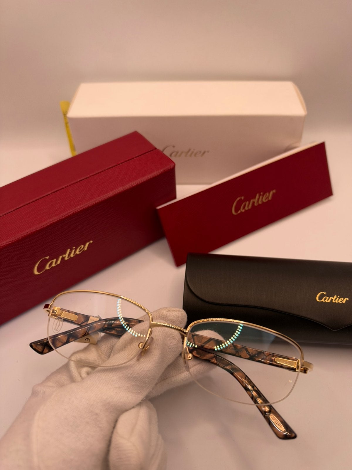 Lunettes Cartier - Motif emblématique, Overige merken, Bruin, Nieuw, Ophalen of Verzenden