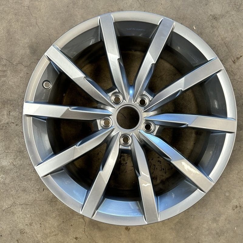 18 inch originele Montrey velg Volkswagen Passat 3G0601025Q, Autos : Pièces & Accessoires, Neuf, -, Pneu(s), -