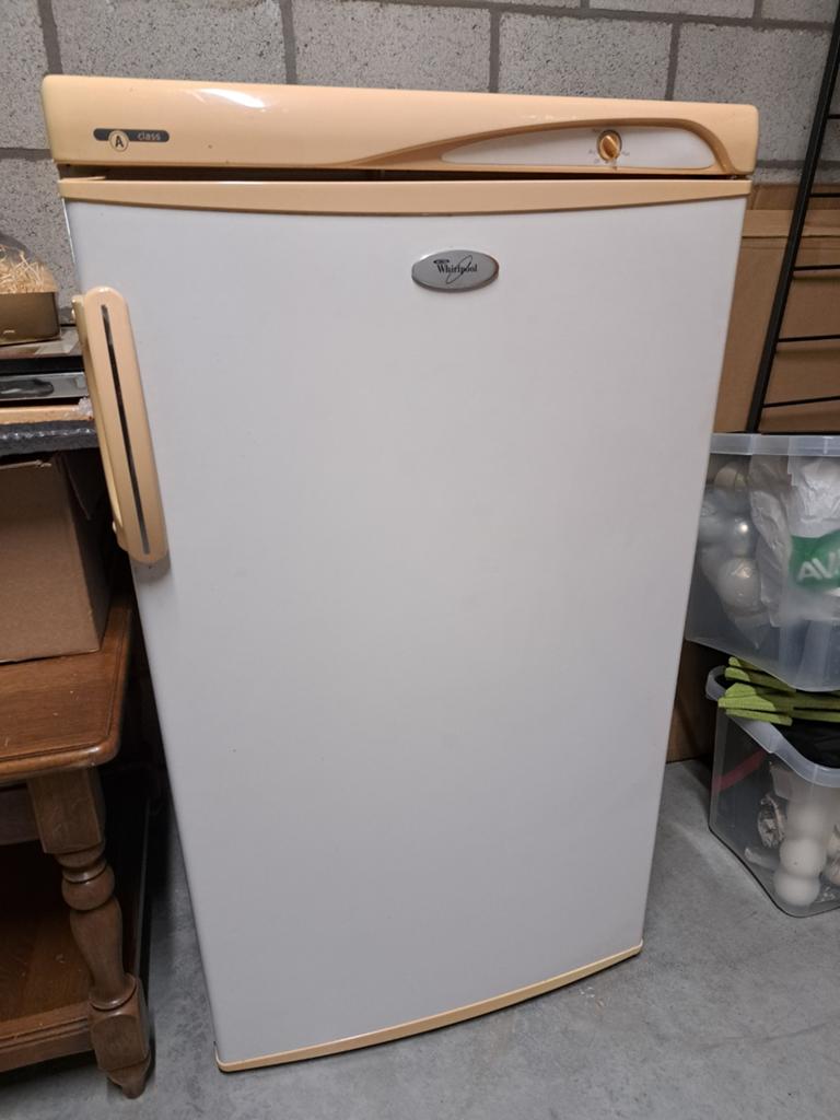 Wirlpool frigo H:110cm, Elektronische apparatuur, Vriezers en Diepvrieskisten, Ophalen