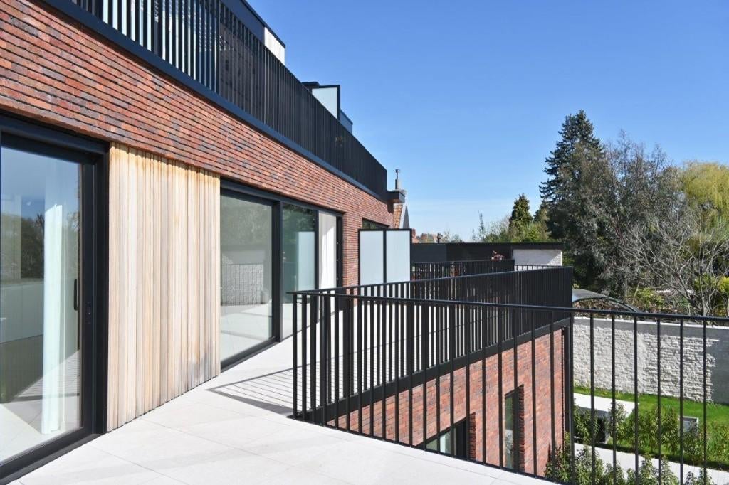 Ruim appartement met terras van 50 m² ! 8510 Marke - Centrum, Marke, 2 kamers, 1500 m² of meer, Appartement