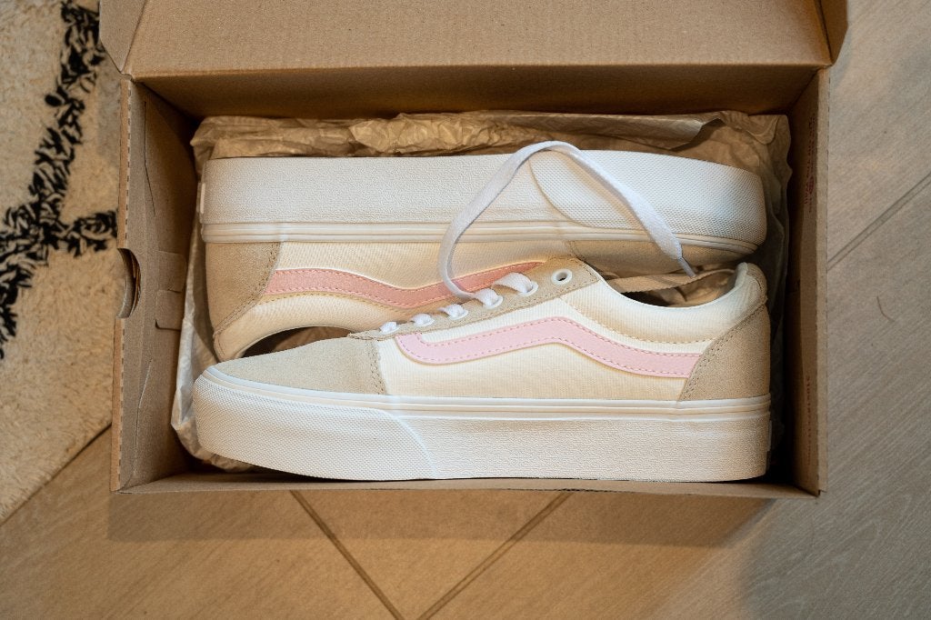 Vans classy sneakers, Ophalen, Beige, Nieuw, Sneakers