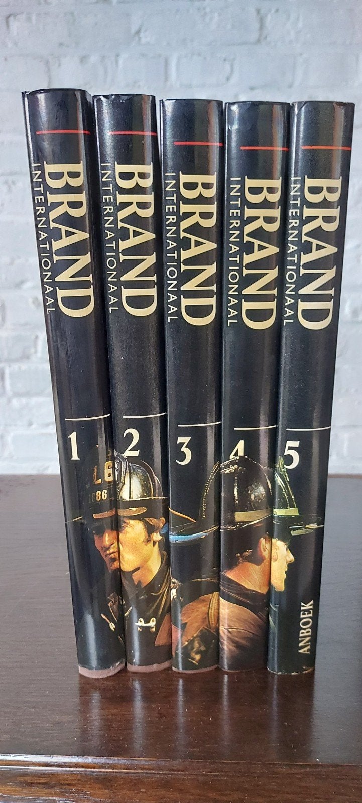 boekenreeks ''BRAND'' 5Delig, Enlèvement ou Envoi, Comme neuf