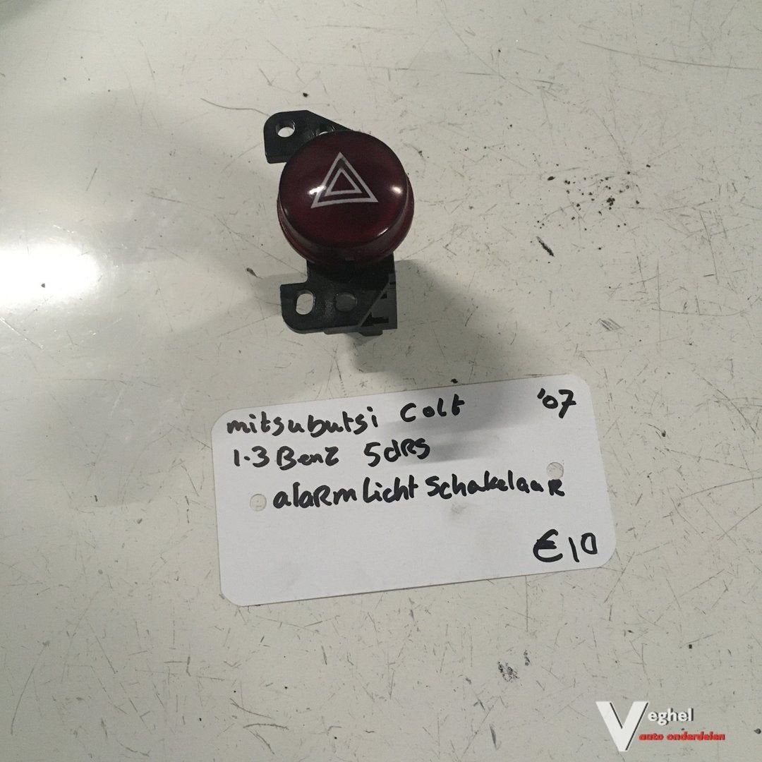 Mitsubishi Colt 1.3 benzine 2007 5 drs  Alarmlichtschakelaar, Gebruikt, -, -, Ophalen of Verzenden