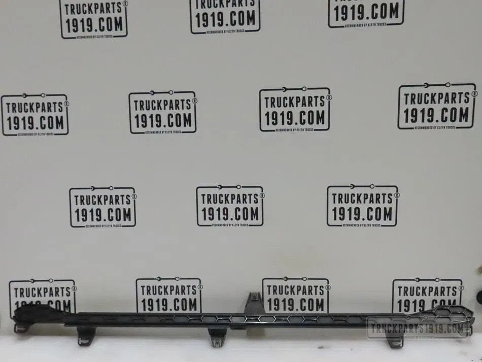 Scania 2307668 |  Grille rooster bevestiging, Enlèvement, Utilisé, Scania, Carrosserie et Tôlerie