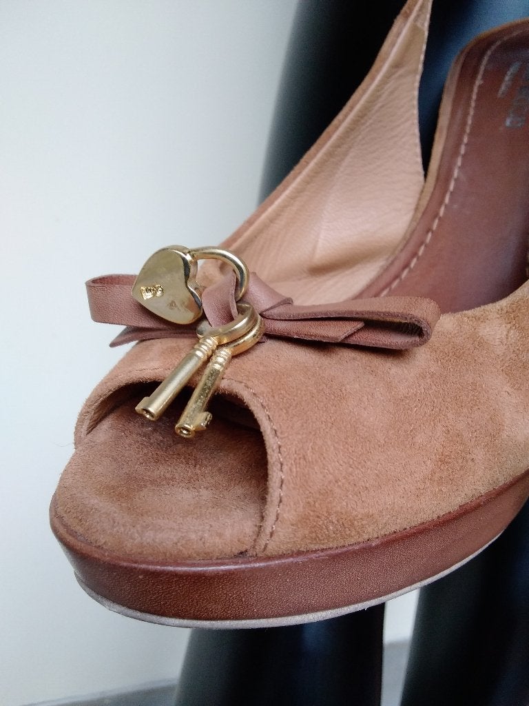 Prachtige Lederen damesschoenen Victoria Wood. Italy, Kleding | Dames, Schoenen, Zo goed als nieuw, Verzenden