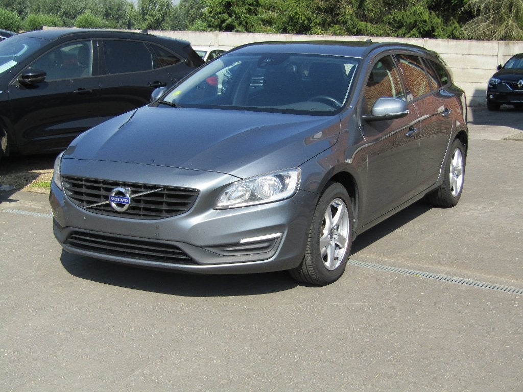 Volvo V60 2.0 D3 Automaat, Autos, Volvo, Argent ou Gris, Achat, Entreprise, 1968 cm³