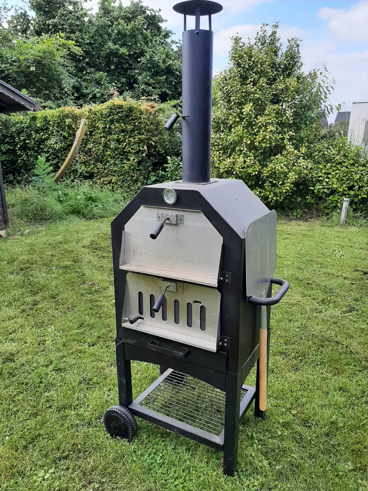 Pizzaoven te koop, Enlèvement
