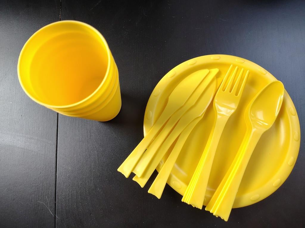 Plastiek borden, bestek en bekers voor kinderen of kamperen, Ophalen