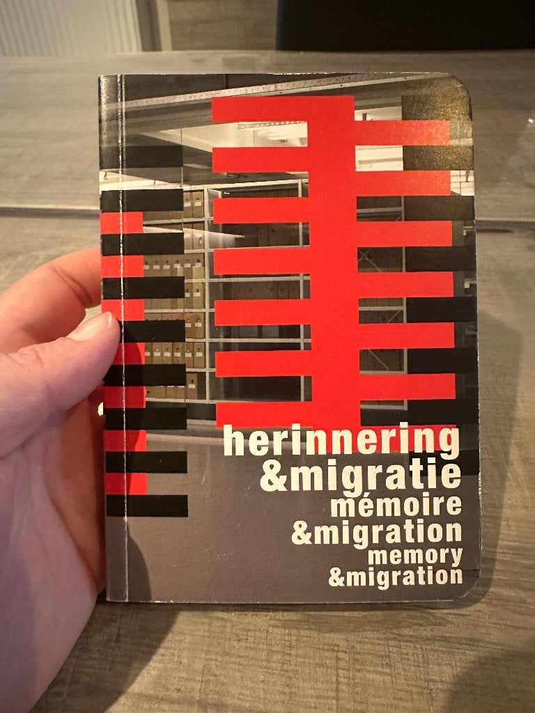 Herinnering & migratie - mémoire & migration, Livres, Enlèvement ou Envoi, Utilisé