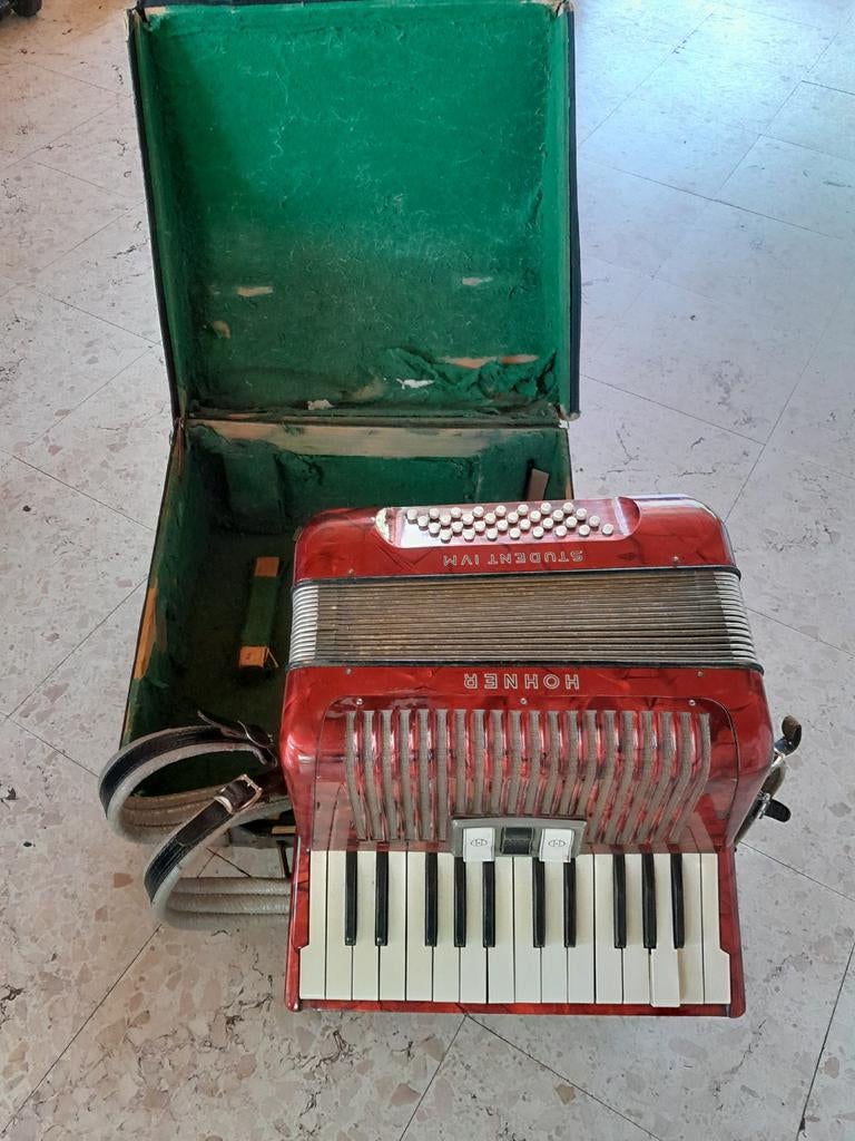 Hohner student IVM, Muziek en Instrumenten, Ophalen, Hohner, Met koffer